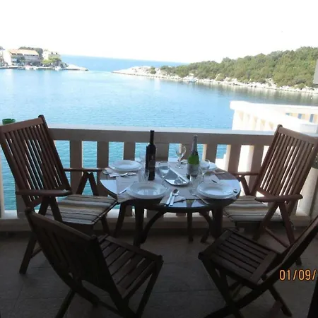 Διαμέρισμα With Terrace And Sea View 2 Λάστοβο