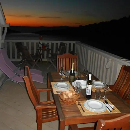 With Terrace And Sea View 2 Διαμέρισμα Λάστοβο