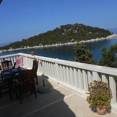 With Terrace And Sea View 2