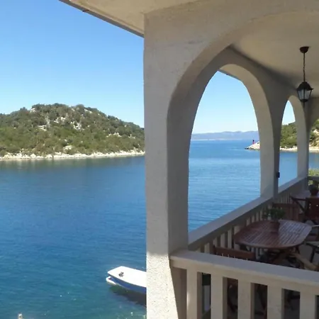 With Terrace And Sea View 2 Διαμέρισμα