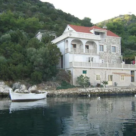 With Terrace And Sea View 2 Διαμέρισμα *